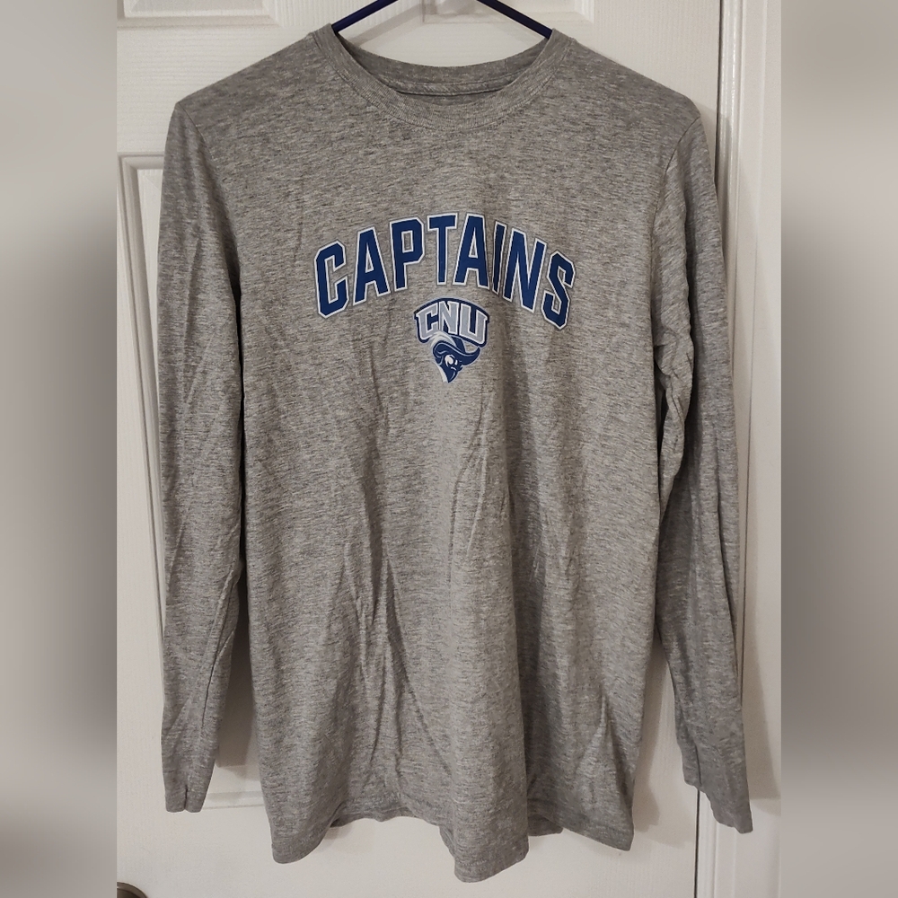 Christopher Newport University CNU Captains Men's Gray Long Sleeve T-Shirt, M